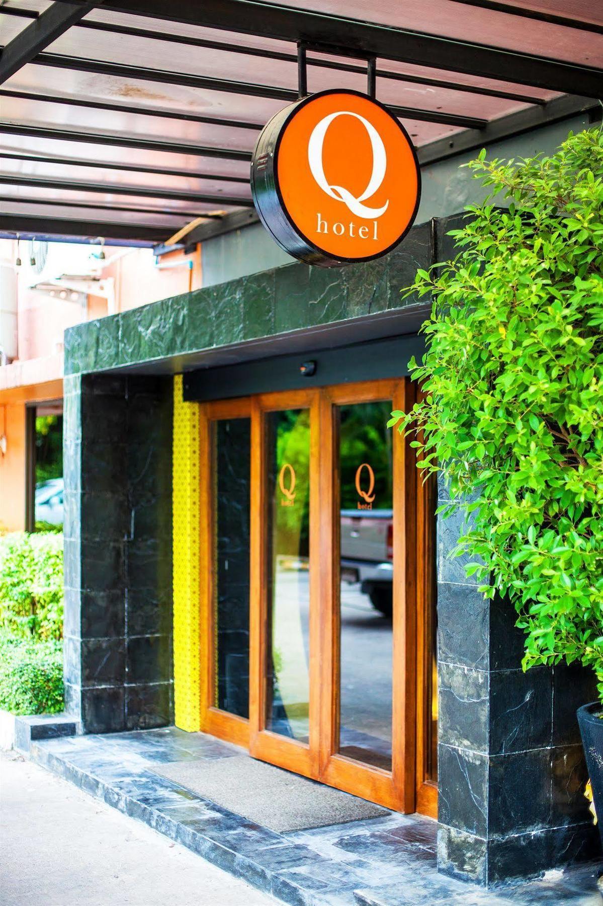Q Hotel Bangkok Exteriér fotografie
